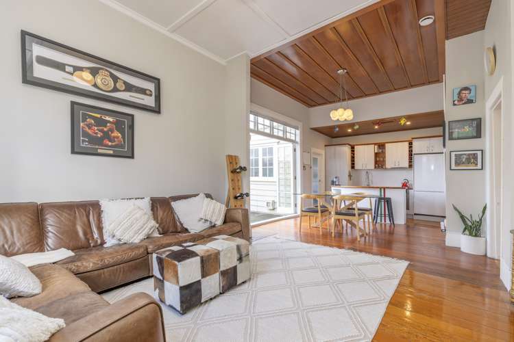 12 Leslie Avenue Sandringham_4