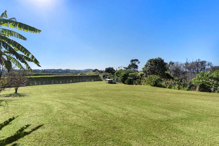 2123 Awhitu Road Pollok_30