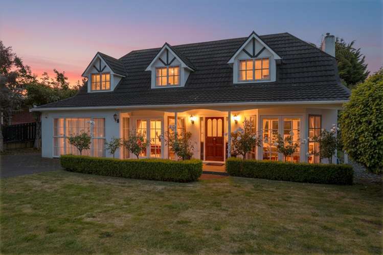 2 Tirimoana Place Otamatea_18