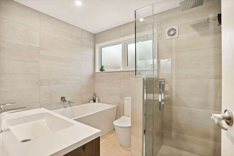 15 Taioma Crescent Te Atatu Peninsula_18