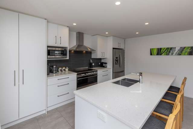 14 Fiesta Grove Raumati Beach_3