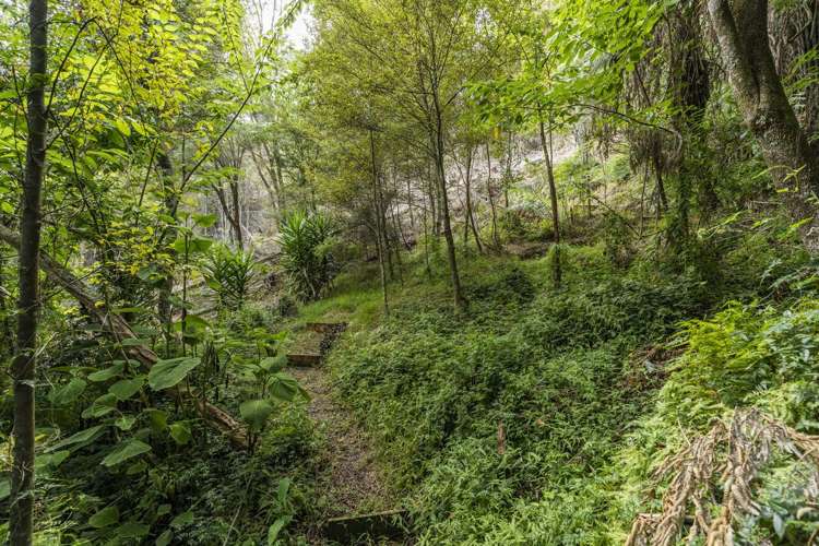 20c Dundas Road Riverside_25