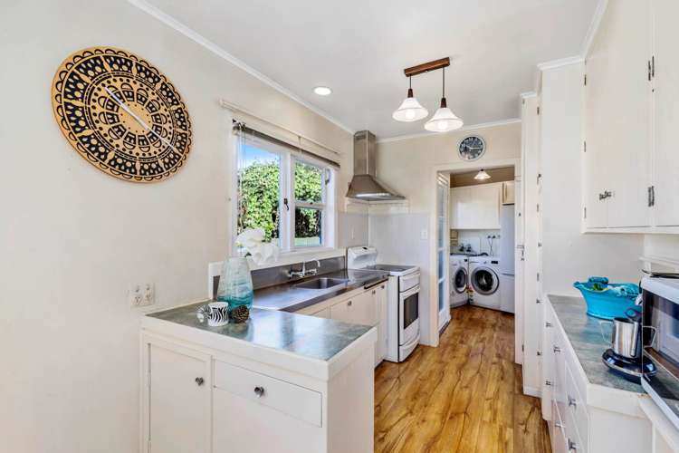 16 Merriefield Avenue Forrest Hill_7