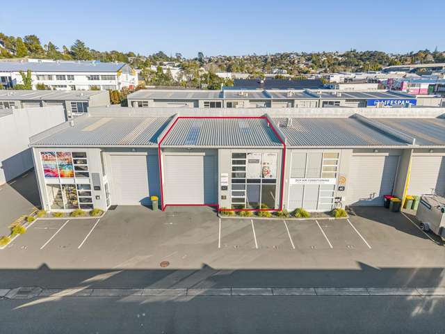125sqm industrial – Built in 2008