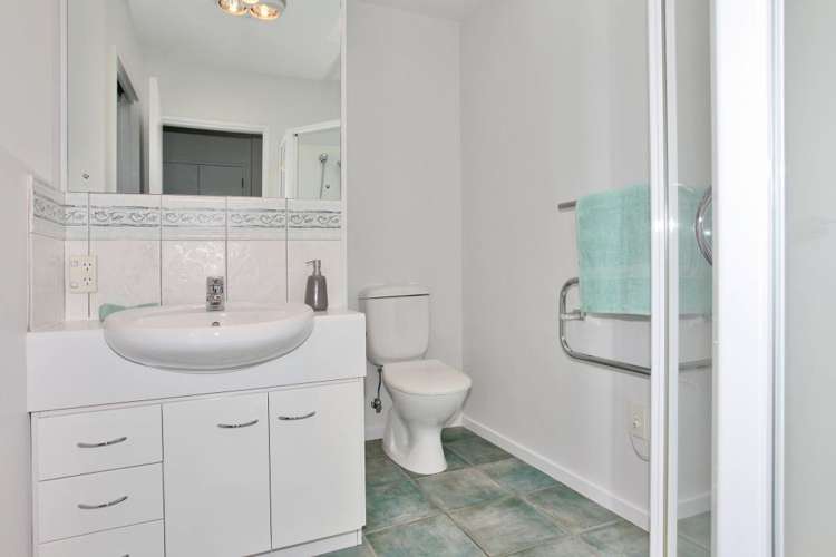 53 Fairway Drive Shirley_9