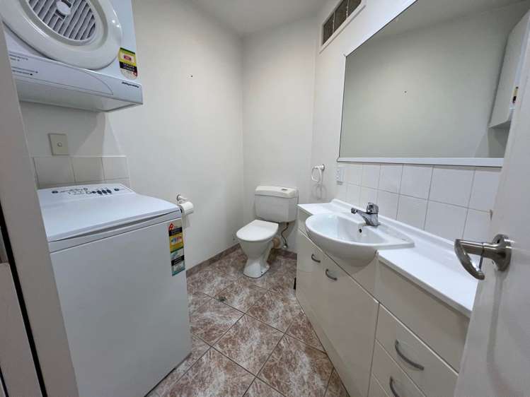 1I/16 Liverpool Street City Centre_11