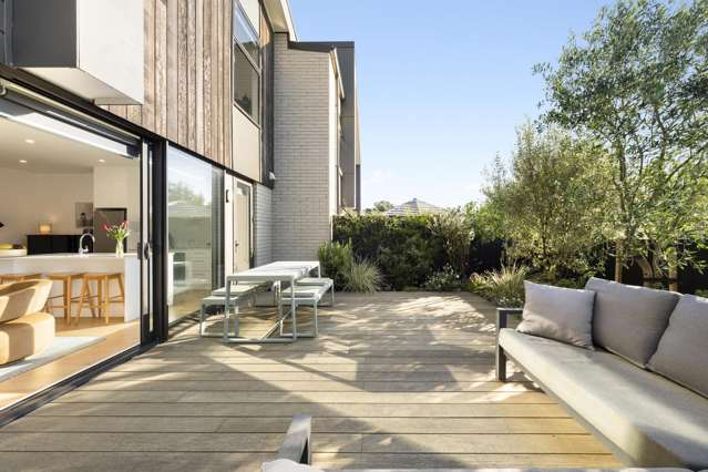 4 Whetiko Way Belmont_2