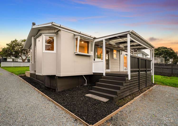 131 Rosier Road Glen Eden_15