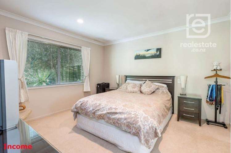 2a Manon Crescent Greenhithe_12