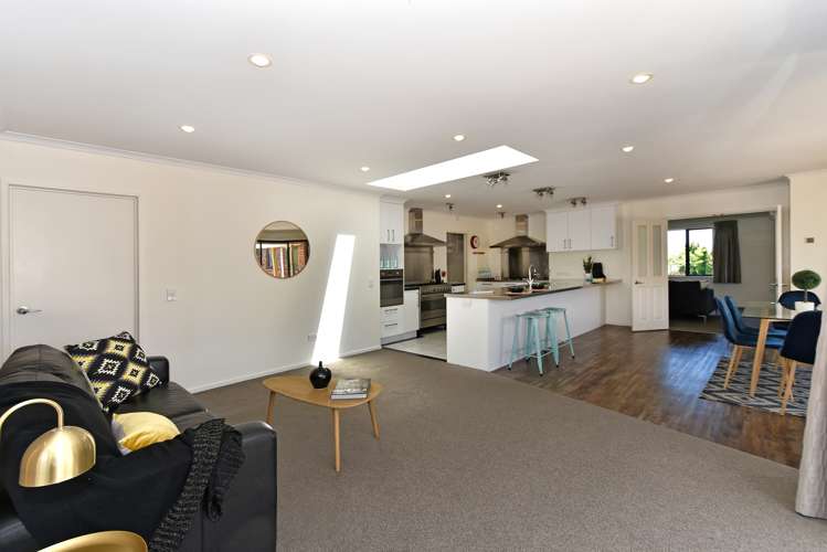 6 Ken Wadsworth Way Stoke_7