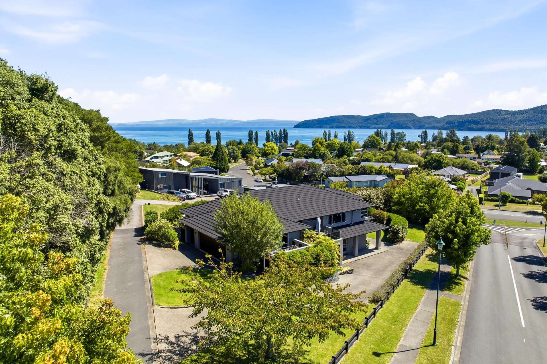 1 Locheagles Rise Kinloch_0