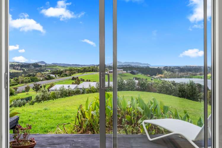 88 Daniel Parade Mangawhai_0