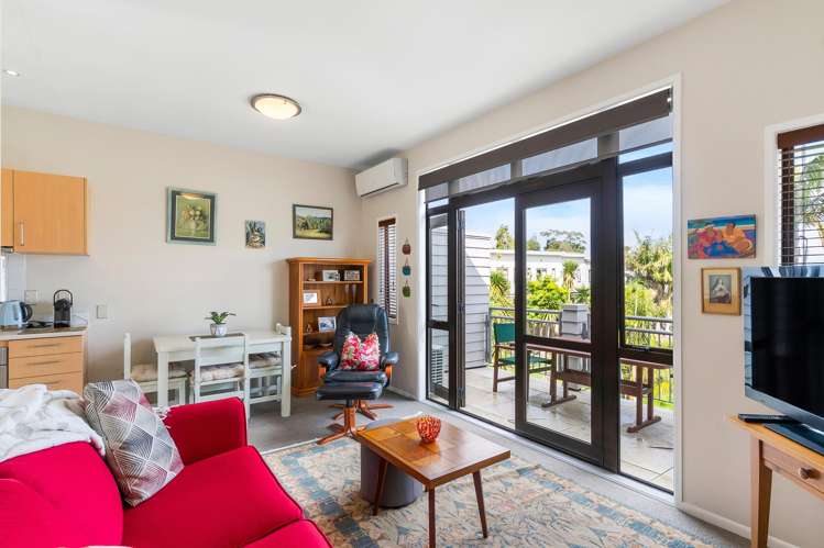 98/92 Bush Road Albany_1