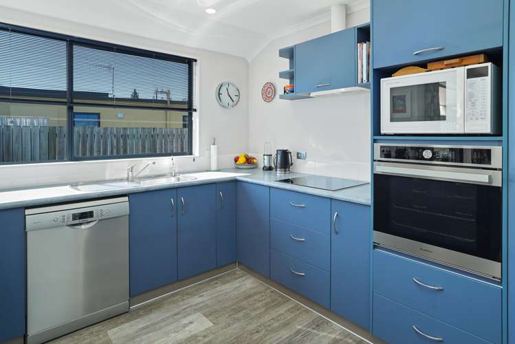 328 Suffolk Road Stoke_13