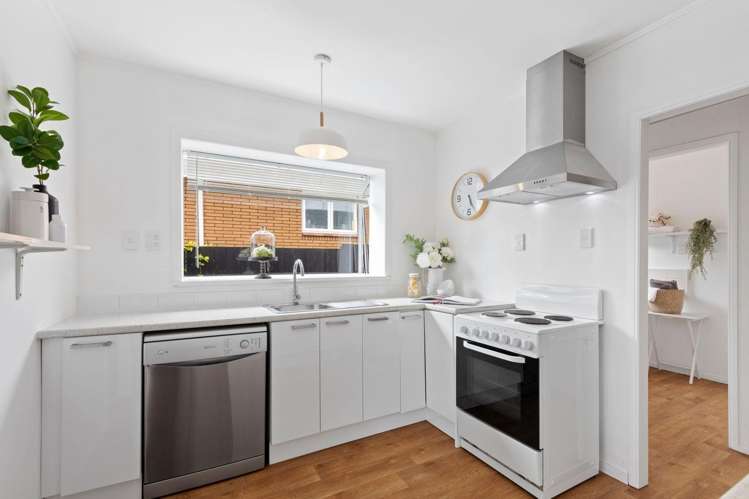 26 Beechdale Crescent 10694_8