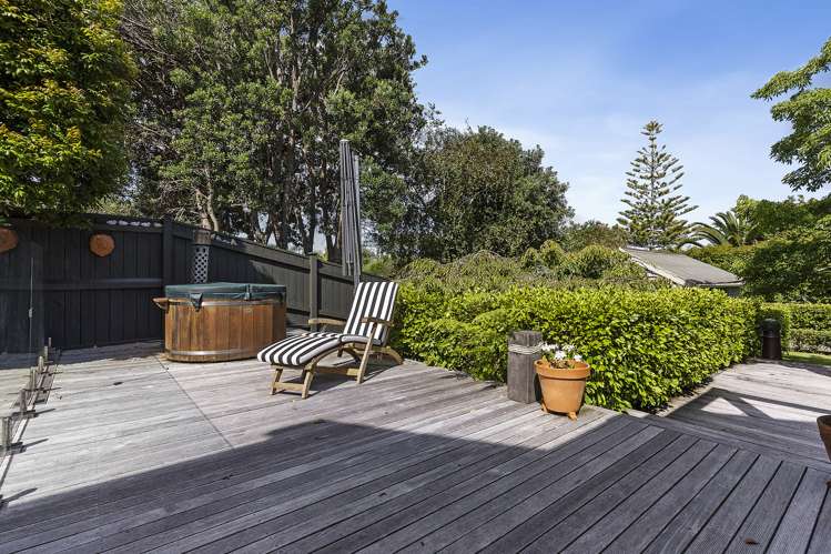 67 Shelly Bay Road Beachlands_37