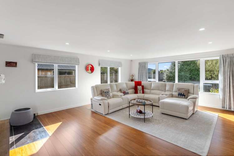 1 Travis Country Drive Burwood_8