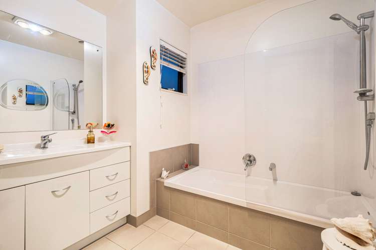 91a Don Buck Road Massey_10