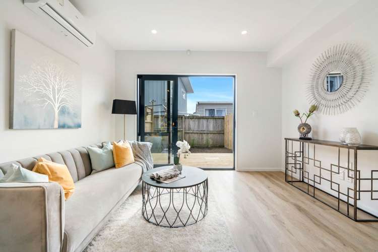 4/285 Te Atatu Road Te Atatu South_5