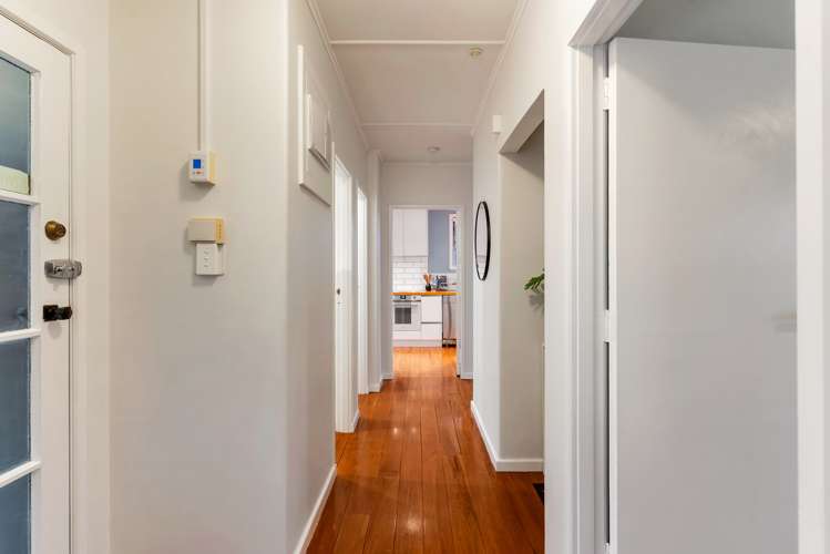 5 Houpara Street One Tree Hill_11