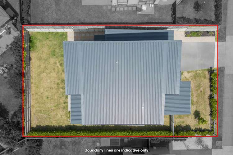 18 Taikura Avenue Red Beach_24