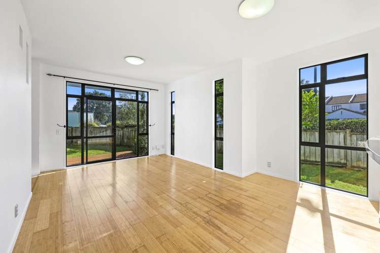 105/2 Armoy Drive East Tamaki_7