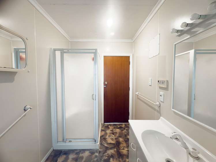 241 Vogel Street Roslyn_18