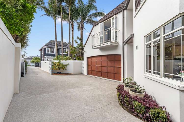1/6 Campbell Road Takapuna_2