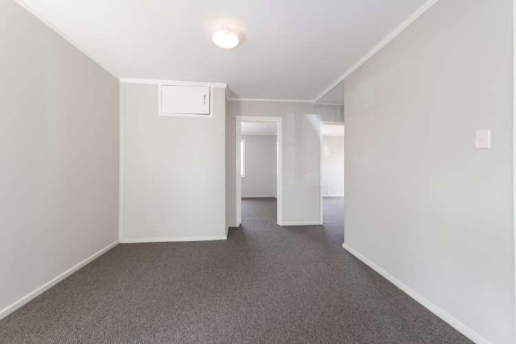 2/215 Swanson Road Henderson_12