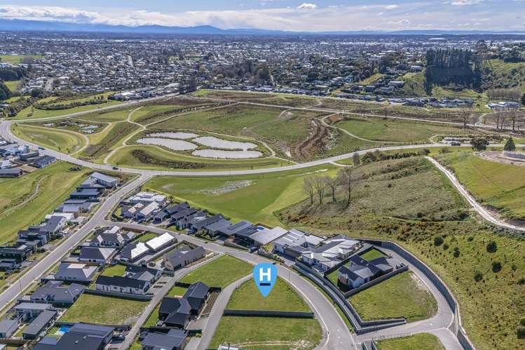 24 Carex Rise Cracroft_8