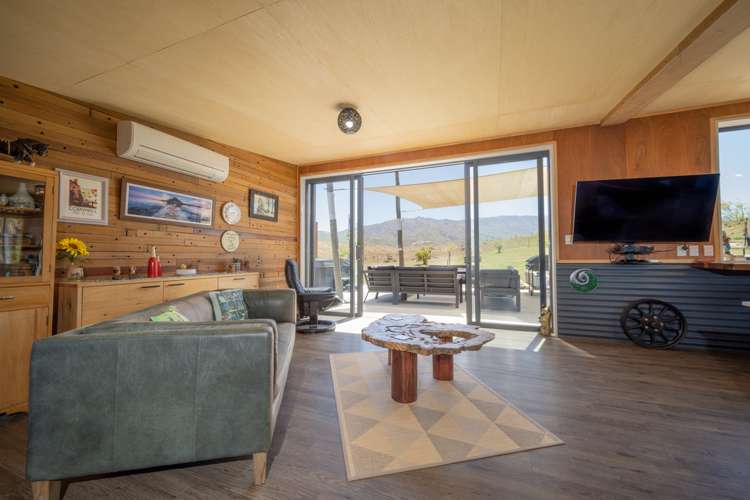 31 Highview Heights Waikerikeri_14