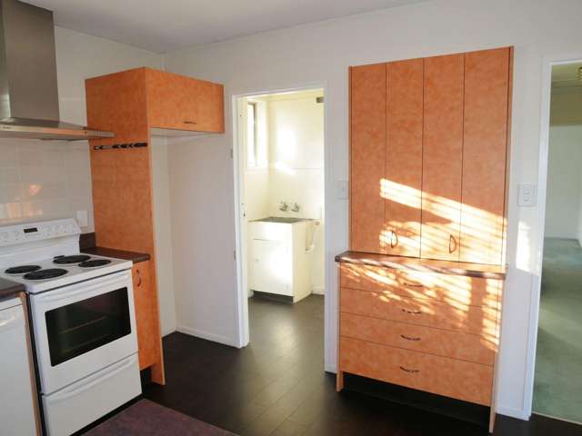 2/49 Chichester St Woolston_3