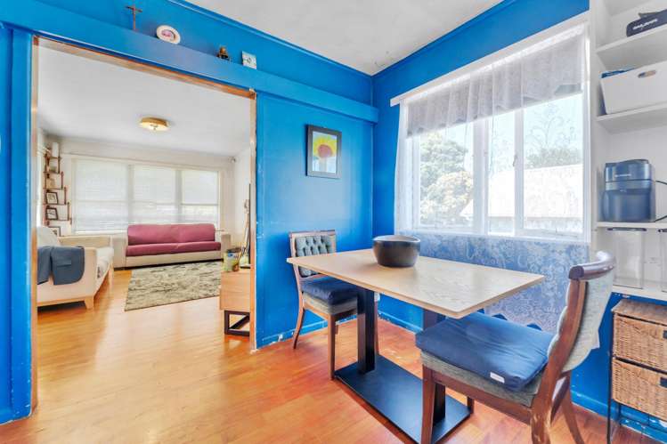 11 Alexander Crescent Otara_6