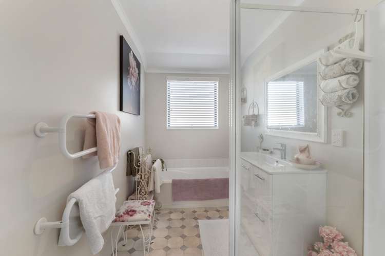 28 Allport Place Stoke_9