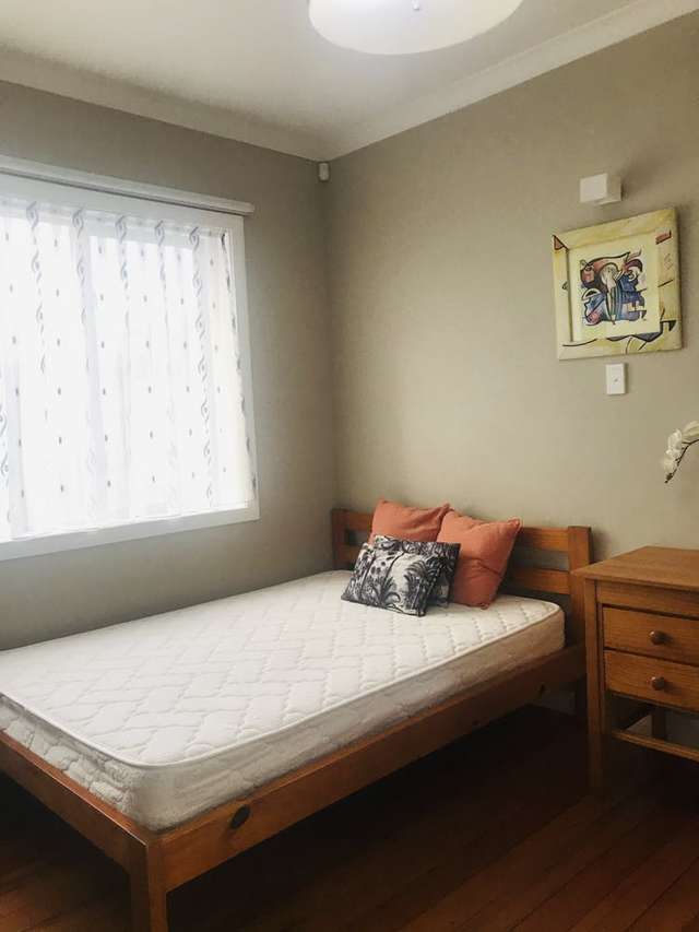 654 Sandringham Road Sandringham_1