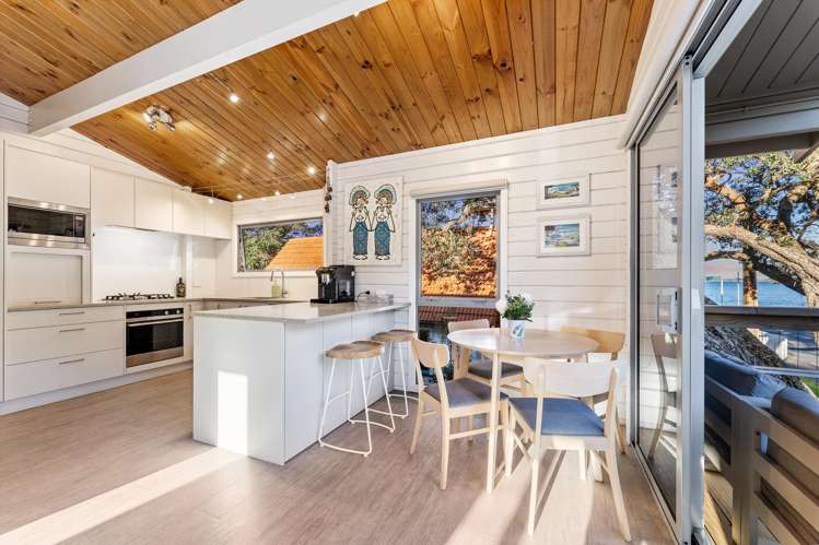 54 Waiwera Road Waiwera_3