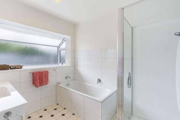 19 The Avenue Paraparaumu Beach_23