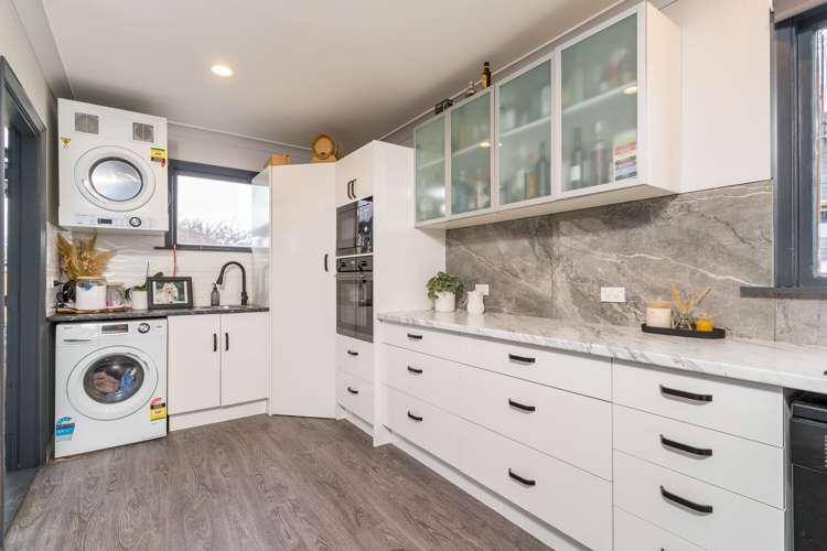 57 Tay Street Mosgiel_5