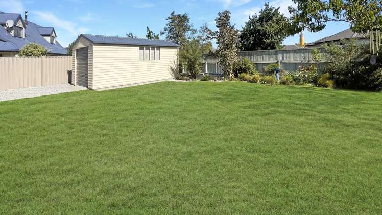 17 Larch Crescent Alexandra_16