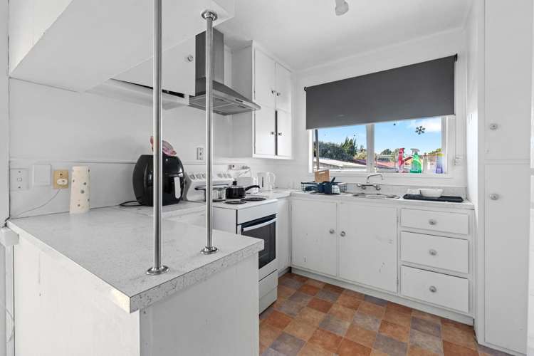 64 Sunlands Drive Manurewa_22