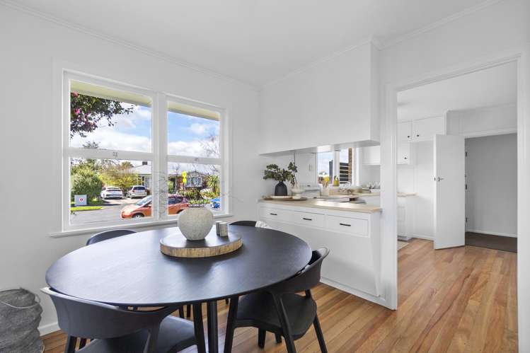 2 Patricia Avenue Hamilton East_4