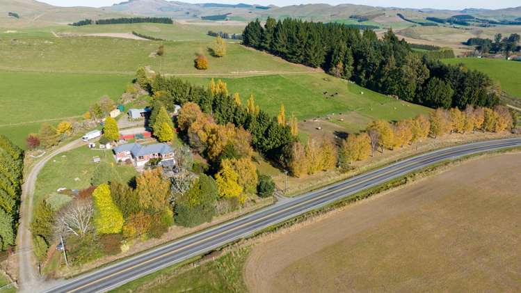 3126 Old Coach Road Clinton and Surrounds_32