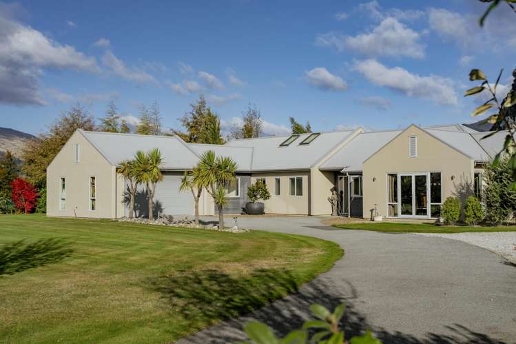 1153 Aubrey Road Wanaka_23