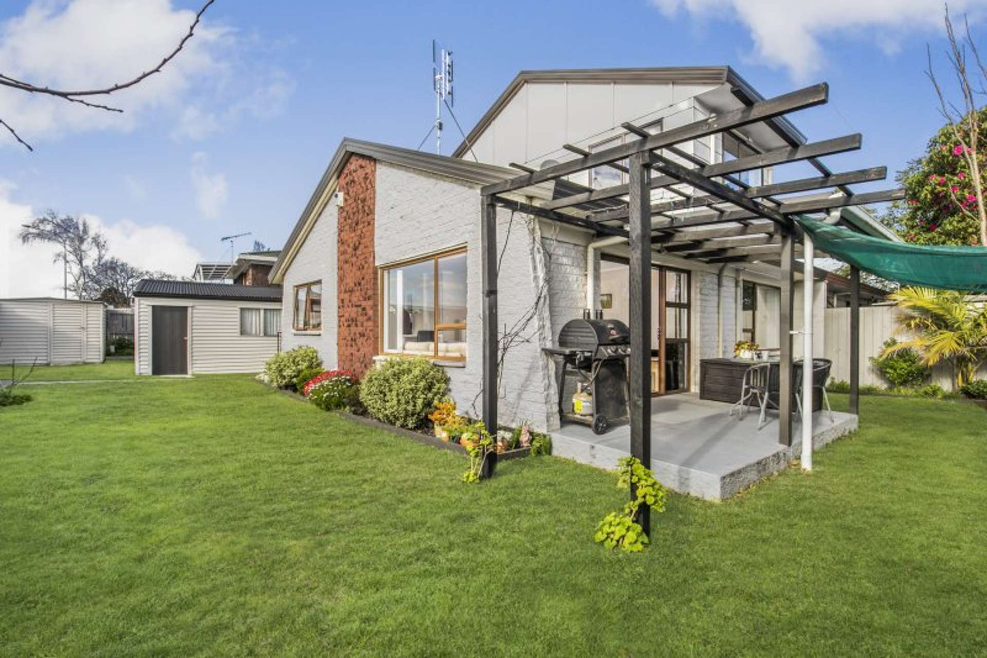 2/58 Challen Close Conifer Grove_0