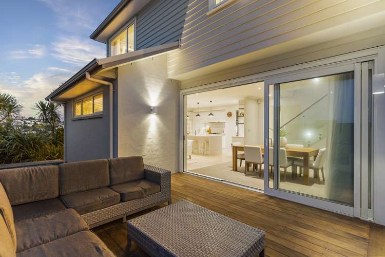 9 Tuatini Place Long Bay_19
