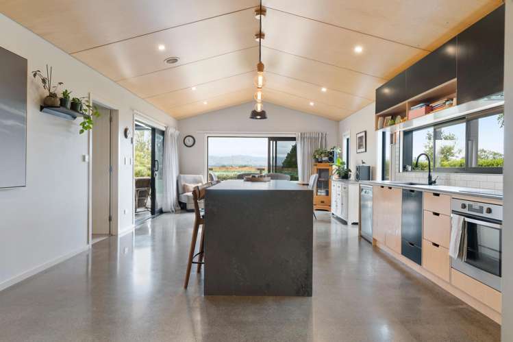 524 Perrys Road East Taratahi_16