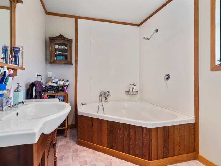 12 Riverpark Drive Kuratau_9