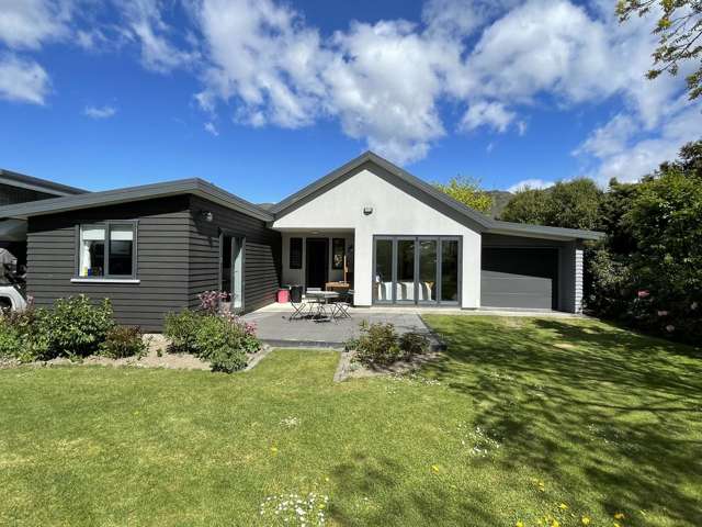 PEACEFUL, PRIVATE & PACKED WITH POTENTIAL