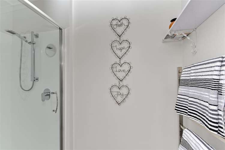 4 Teal Way Hobsonville_17