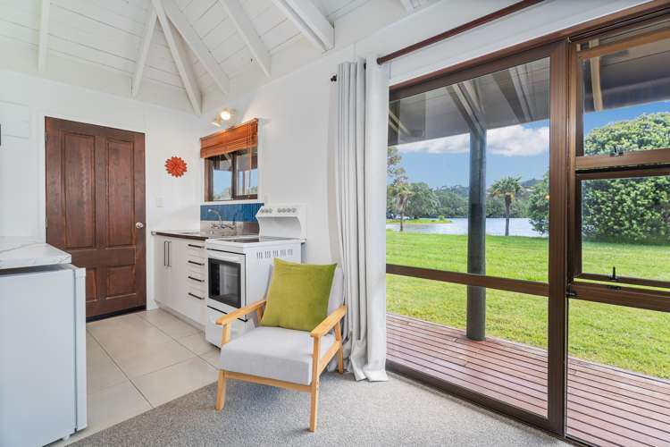 8/223 Main Road Tairua_5